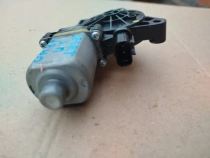 Мотор стеклоподъемника Kia Sportage QL 2015-2021 Задн. Прав.