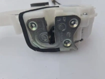 Замок двери Mitsubishi Outlander 3 GF 2012-2023 Перед. Лев.