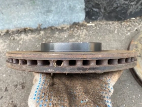 Диск тормозной Infiniti Q50 V37 2013- Перед. 