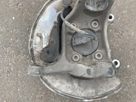 Кулак поворотный Kia Stinger J5 2017- Перед. Прав.