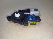 Мотор стеклоподъемника Kia Sorento Prime UM 2014-2020 Задн. Прав.