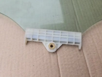 Стекло двери Hyundai Tucson TL 2015-2021 Перед. Лев.