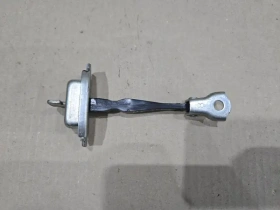 Ограничитель двери Mitsubishi Outlander 3 GF 2012-2022 Задн. Прав.