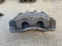 Суппорт тормозной Kia Sorento Prime UM 2014-2020 Перед. Прав.