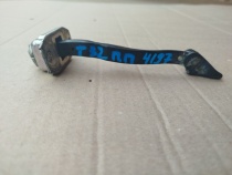 Ограничитель двери Nissan X-TRAIL T32 2013-2022 Перед. Прав.