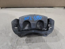 Суппорт тормозной Lexus NX AYZ10L AYZ15L ZGZ10L ZGZ15L 2014-2021 Перед. Лев.