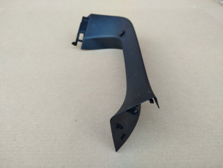 Обшивка двери багажника Lexus NX AYZ10L AYZ15L ZGZ10L ZGZ15L 2014-2021  Лев.