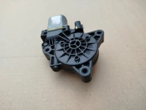 Мотор стеклоподъемника Kia Sportage QL 2015-2021 Задн. Лев.