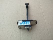 Ограничитель двери Kia Sportage QL 2015-2021 Перед. Прав.