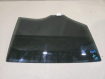 Стекло двери Mazda 3 BM BM 2013-2019 Задн. Прав.