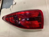 Фонарь Kia Sportage QL 2015-2022 Задн. Лев.