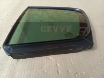 Форточка двери Kia Sportage QL 2015-2022 Задн. Лев.