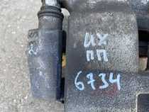 Суппорт тормозной Lexus UX MZAA10L MZAH10L 2018- Перед. Прав.