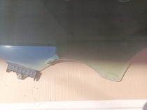 Стекло двери Kia Sportage QL 2015-2021 Перед. Лев.