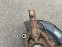 Кулак поворотный Toyota Camry 70 XV70 2018-2024 Перед. Прав.