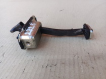 Ограничитель двери Kia Sportage QL 2015-2021 Задн. Прав.