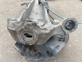 Кулак поворотный Infiniti Q50 V37 2013- Перед. Прав.