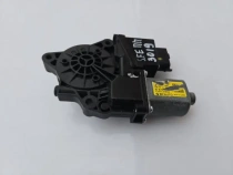 Мотор стеклоподъемника Hyundai Santa Fe 4 TM 2018-2023 Перед. Прав.