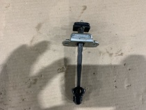 Ограничитель двери Toyota Corolla E210 MZEH12, NRE210, ZWE211 2018-2023 Перед. Лев.