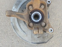 Кулак поворотный Mitsubishi Outlander 3 GF 2012-2023 Перед. Лев.