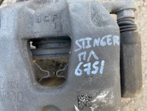 Суппорт тормозной Kia Stinger J5 2017- Перед. Лев.