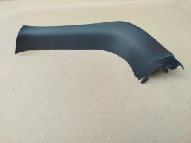 Обшивка двери багажника Mitsubishi Outlander 3 GF 2013-2023  Прав.