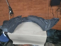 Подкрылок Mazda 3 BM BM 2013-2019 Перед. Лев.