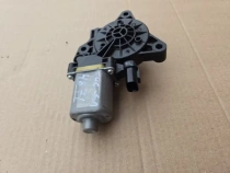 Мотор стеклоподъемника Hyundai Tucson TL 2015-2021 Задн. Лев.