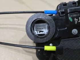 Замок двери Toyota C-HR MAXH10 2016-2023 Задн. Лев.