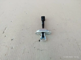 Ограничитель двери Mitsubishi Outlander 3 GF 2012-2023 Перед. Лев.