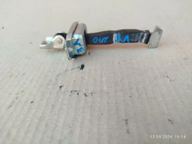 Ограничитель двери Mitsubishi Outlander 3 GF 2012-2023 Задн. Лев.