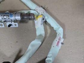 Шторка безопасности Kia Stinger J5 2017-  Лев.