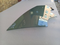 Стекло двери Kia Sportage QL 2015-2021 Перед. Прав.