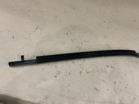 Бархотка двери Toyota C-HR MAXH10, NGX10,50, ZGX10 2019 Задн. Лев.