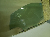 Стекло двери Kia Sorento Prime UM 2014-2020 Перед. Лев.