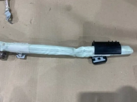 Шторка безопасности Kia Stinger J5 2017-  Лев.