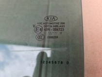 Стекло двери Kia Sportage QL 2015-2021 Задн. Лев.