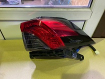 Фонарь Toyota RAV4 50 XA50 2018-2023 Задн. Прав.