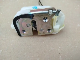 Замок двери Mitsubishi Outlander 3 GF 2012-2021 Задн. Прав.