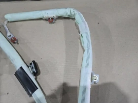 Шторка безопасности Kia Stinger J5 2017-  Прав.