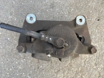 Суппорт тормозной Lexus UX MZAA10L MZAH10L 2018- Перед. Прав.