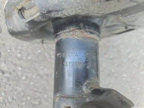 Амортизатор подвески Lexus RX 4 GGL25L GYL25L AGL20L AGL25L 2015-2022 Перед. Прав.