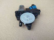 Мотор стеклоподъемника Kia Sorento Prime UM 2014-2020 Перед. Лев.