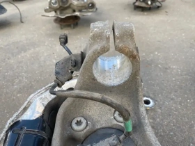 Кулак поворотный Kia Stinger J5 2017- Перед. Прав.