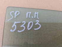 Стекло двери Kia Sportage QL 2015-2021 Перед. Прав.