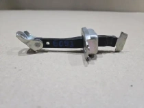 Ограничитель двери Mitsubishi Outlander 3 GF 2012-2022 Перед. Прав.