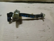 Ограничитель двери Nissan Juke F15 2010-2019 Задн. Прав.