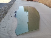 Стекло двери Toyota RAV4 50 XA50 2018-2023 Перед. Прав.