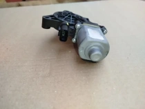 Мотор стеклоподъемника Kia Sportage QL 2015-2021 Задн. Лев.