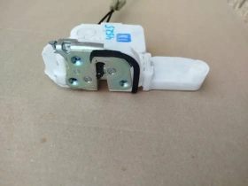 Замок двери Mitsubishi Outlander 3 GF 2012-2021 Перед. Лев.